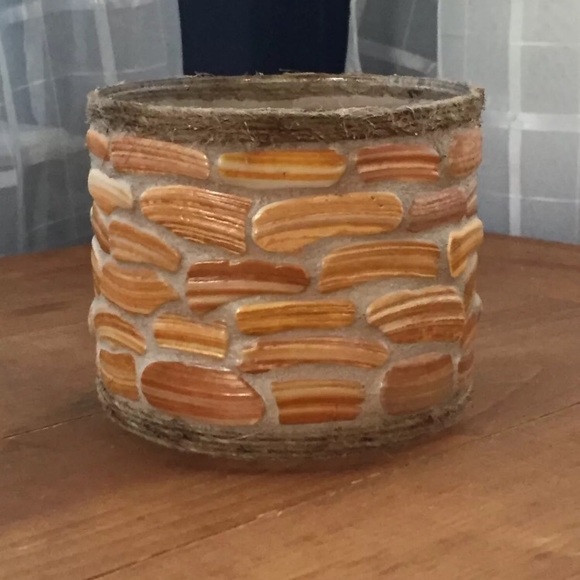 Handmade seashell mosaic bowl - Picture 4 of 8